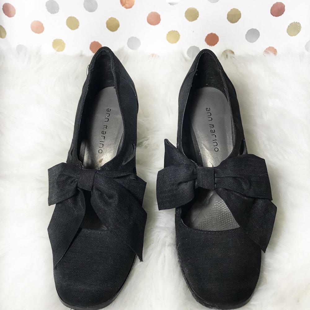Ann Marino Black Bow heels